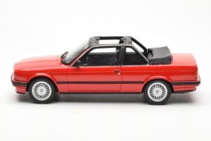 BMW 325i E30 Baur Rouge Metallic Otto 1:18 OT767 Résine — image 3 sur 6