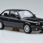 BMW 325i E30 Noir Norev 1:18 - image 4 of 6