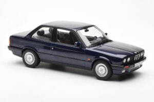 BMW 325i E30 Bleu Métallique Norev 1:18 183201 Métal — image 4 sur 6