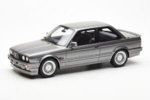 BMW 325i E30 Gris Metallic Otto 1:18 OT571