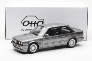 BMW 325i E30 Gris Metallic Otto 1:18 OT571 Résine — image 6 sur 6