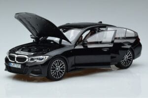 BMW 330i G20 Noir Métallisé Norev 1:18 183277 Métal — image 2 sur 7