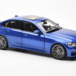BMW 330i G20 Portimao Bleu Metallic Norev 1:18 - image 6 of 8