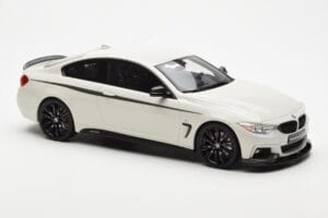 BMW 435i F32 M Performance Package Blanc GT Spirit 1:18 GT710 Résine — image 4 sur 6