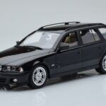 BMW 540 E39 Touring M Package Noir Otto 1:18