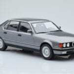 BMW 7 Series E32 740i Argent MCG 1:18 MCG18161 Métal - image 3 of 5