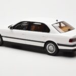 BMW 750iL E38 Asia Exclusive Blanc Otto 1:18 OT836 - image 5 of 6