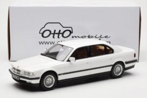 BMW 750iL E38 Asia Exclusive Blanc Otto 1:18 OT836 Résine — image 6 sur 6