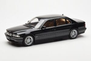 BMW 750iL E38 Noir Otto 1:18 OT609