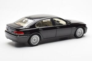 BMW 760Li E66 Noir Kyosho 1:18 08572BK Métal — image 3 sur 9