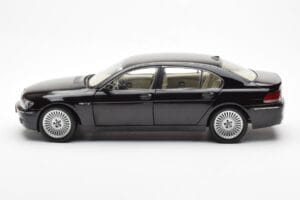 BMW 760Li E66 Noir Kyosho 1:18 08572BK Métal — image 4 sur 9
