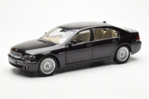 BMW 760Li E66 Noir Kyosho 1:18 08572BK