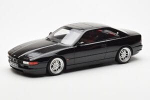 BMW 850 CSi E31 Noir Otto 1:18 OT827