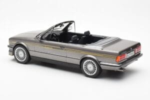 BMW Alpina C2 2.7 E30 Cabriolet Gris MCG 1:18 MCG18384 Métal — image 5 sur 5