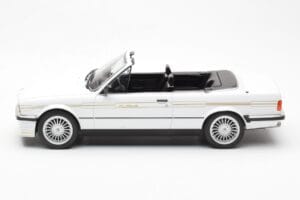 BMW Alpina C2 2.7 E30 Cabriolet Blanc MCG 1:18 MCG18383 Métal — image 3 sur 6