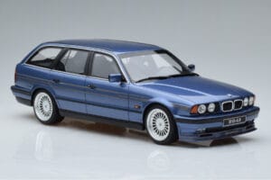 BMW Alpina B10 E34 4.0 Touring Bleu Otto 1:18 OT944 Résine — image 4 sur 6