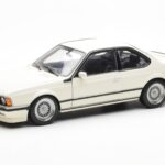 BMW M635 CSi E24 Blanc Dealer Edition AUTOart 1:18
