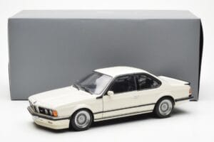 BMW M635 CSi E24 Blanc Dealer Edition AUTOart 1:18 80430145829 Métal — image 8 sur 8