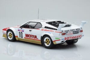 BMW M1 Motul #10 B. Darniche / A. Mahe Rally Tour de Corse 1982 IXO 1:18 18RMC114 Métal — image 5 sur 6