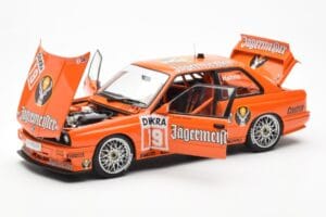 BMW M3 E30 #19 A. Hahne Jägermeister DTM 1992 AUTOart 1:18 89248 Métal — image 2 sur 8