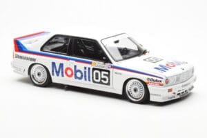 BMW M3 E30 #5 P. Brock Mobil ATCC 1988 AUTOart 1:18 88845 Métal — image 6 sur 8
