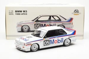 BMW M3 E30 #5 P. Brock Mobil ATCC 1988 AUTOart 1:18 88845 Métal — image 8 sur 8