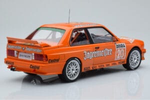 BMW M3 E30 Jagermeister #20 W. Gardner DTM Nurburgring 1992 IXO 1:18 18RMC082B Métal — image 2 sur 6