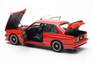 BMW M3 E30 Sport Evolution Cecotto Edition Rouge AUTOart 1:18 70566 Métal — image 5 sur 8