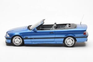 BMW M3 E36 Cabriolet Bleu Otto 1:18 OT279 Résine — image 3 sur 5