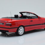 BMW M3 E36 Cabriolet Rouge Otto 1:18 - image 2 of 6