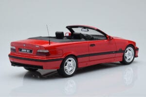 BMW M3 E36 Cabriolet Rouge Otto 1:18 OT1048 Résine — image 2 sur 6