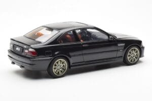 BMW M3 E46 Noir AUTOart 1:18 70541 Métal — image 3 sur 8