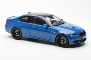 BMW M3 E92 Laguna Seca Blue Kyosho 1:18 08734LBL Métal — image 6 sur 8