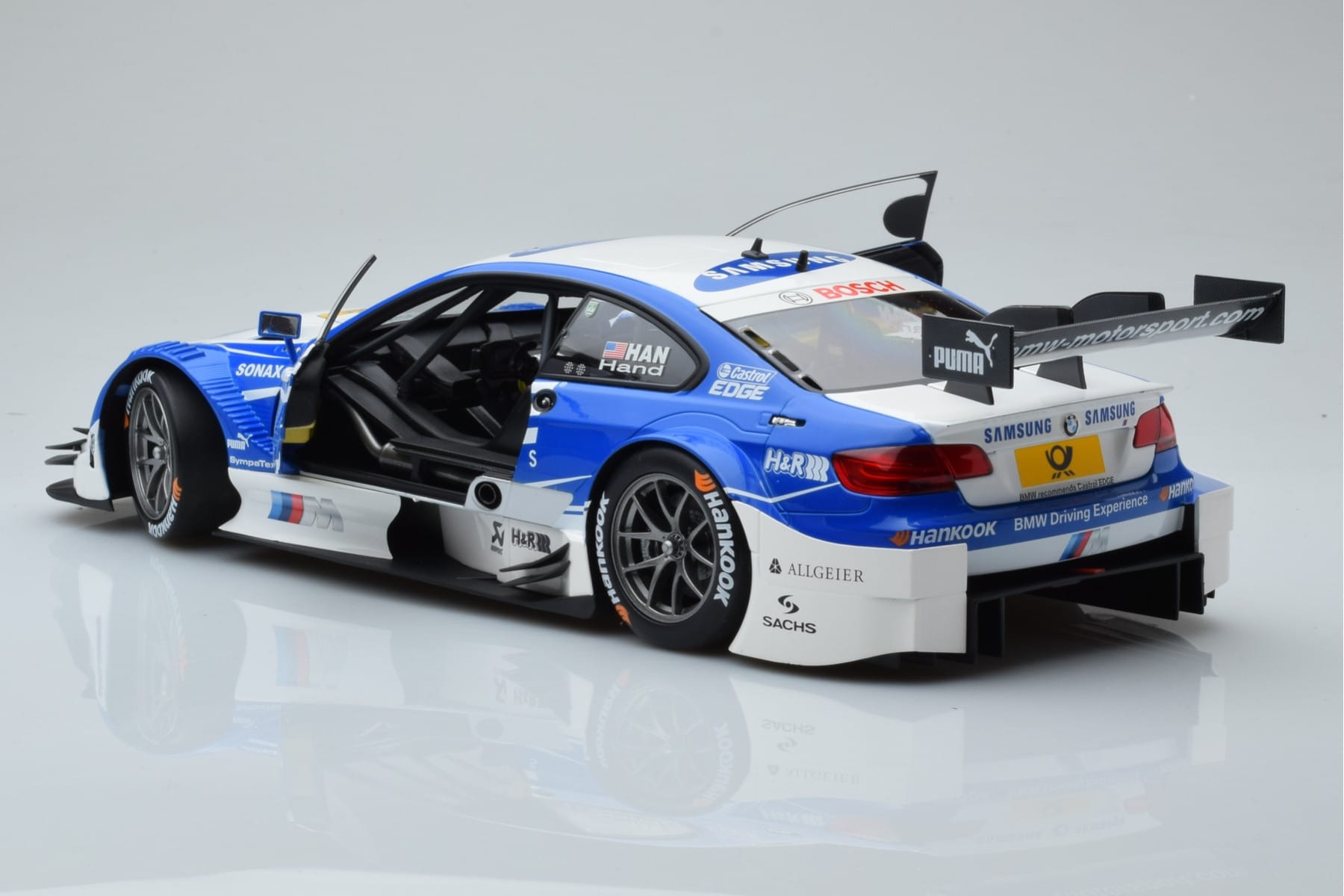 BMW M3 #2 BMW Team RMG A.J. Hand DTM 2012 Minichamps 1:18 100122202 Métal — image 7 sur 8