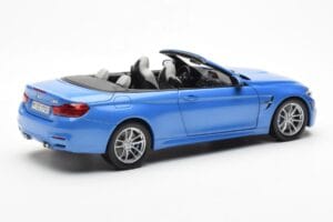 BMW M4 F83 Cabriolet Yas Marina Bleu Paragon 1:18 80432339612 Métal — image 3 sur 8