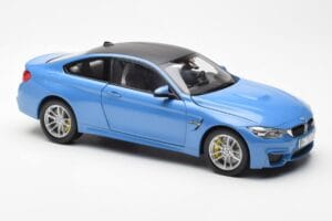 BMW M4 F82 Yas Marina Bleu Paragon 1:18 PA-97102 Métal — image 6 sur 8