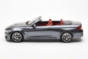 BMW M4 F83 Cabriolet Gris GT Spirit 1:18 GT081 Résine — image 3 sur 6