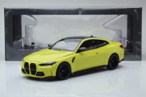 BMW M4 G82 Jaune Édition Concessionnaire Minichamps 1:18 80435A51949 Métal — image 8 sur 8