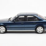 BMW M5 E34 Bleu Metallic Otto 1:18 - image 3 of 6