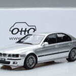 BMW M5 E39 Argent Otto 1:18 - image 7 of 7