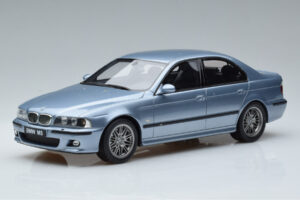BMW M5 E39 Silverwater Bleu Otto 1:18