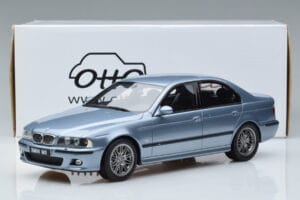 BMW M5 E39 Silverwater Bleu Otto 1:18 OT554 Résine — image 6 sur 6