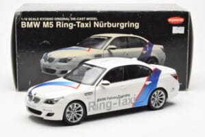 BMW M5 E60 Ring Taxi Nurburgring Kyosho 1:18 08593RT Métal — image 8 sur 8
