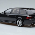 BMW M5 E61 Touring Noir Otto 1:18 - image 5 of 6