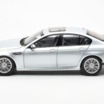 BMW M5 F10 Silverstone Argent Paragon 1:18 80432186353 - image 4 of 8