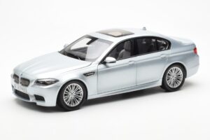BMW M5 F10 Silverstone Argent Paragon 1:18 80432186353