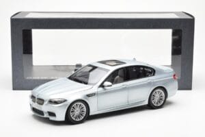 BMW M5 F10 Silverstone Argent Paragon 1:18 80432186353 Métal — image 8 sur 8