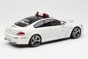 BMW M6 E63 MotoGP Safety Car 2006 Kyosho 1:18 08707GPB Métal — image 3 sur 8