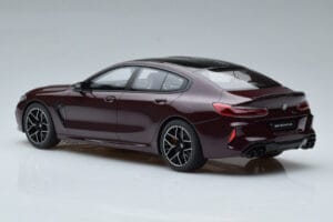 BMW M8 F93 Competition Gran Coupé Améthyste Métallisé GT Spirit 1:18 GT285 Résine — image 4 sur 6