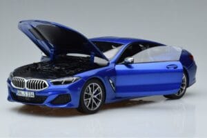 BMW M850i G15 Bleu Métallisé Norev 1:18 183286 Métal — image 2 sur 7